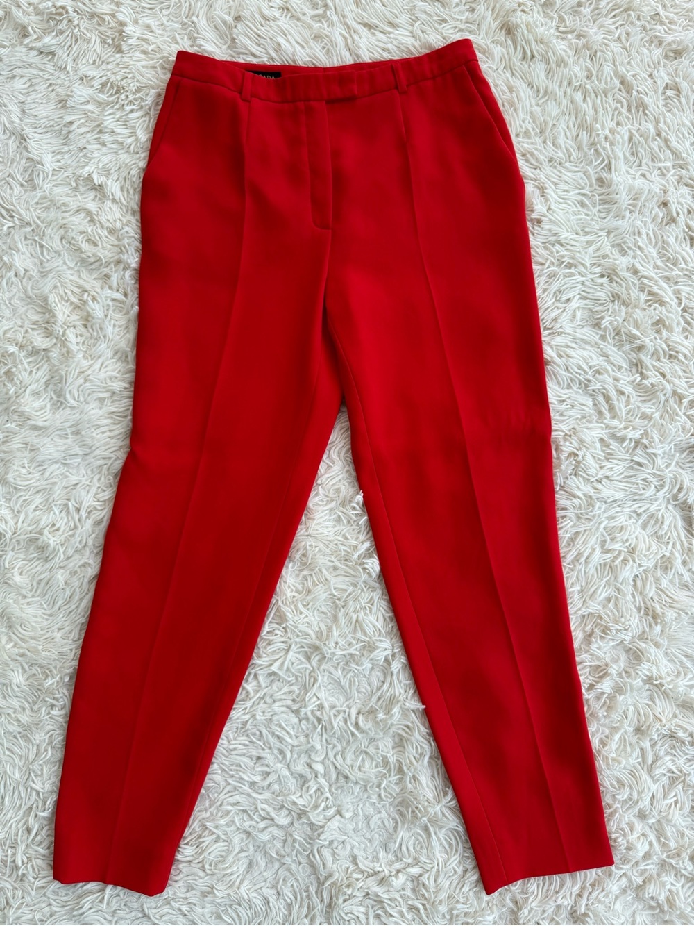 ESCADA Red Tailored Trousers Pants Size 36 S High Rise Straight Leg Luxury